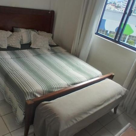 Apartamento Quadra Mar Balneario Camboriu Ngoại thất bức ảnh